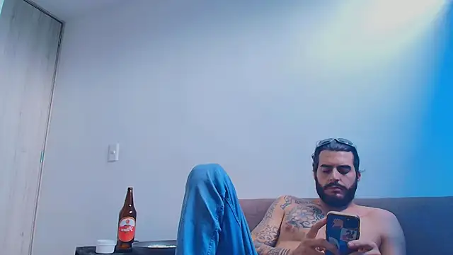 thomas_gun Chat XXX in diretta