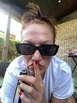 TheSweetestSlut: απευθείας συνομιλία ΧΧΧ