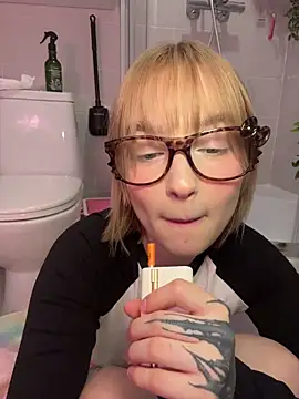 Baby_Tiny Webcamshow