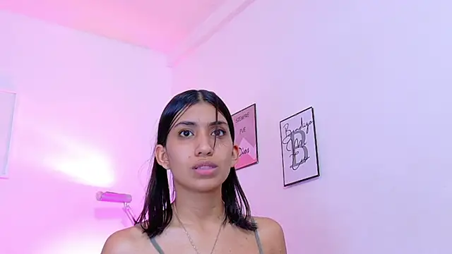 littlee_emilyy_ Chat XXX live