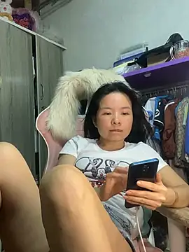 Ivy_Trix2 即時 XXX 聊天
