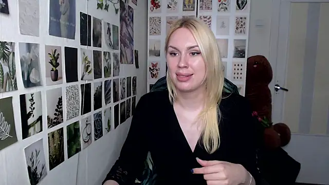 CapriScorpion webcam show
