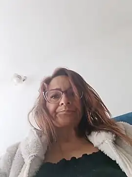 Dannial51 Adlı Modelin Canlı XXX Sohbeti