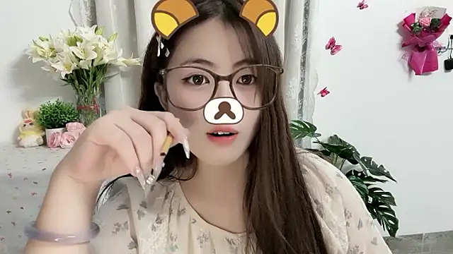 Chat +18 de Amelia-babee ao vivo