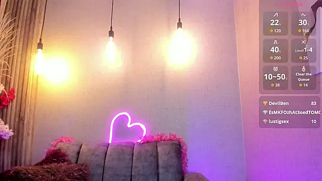 Julieth_Caandy Chat XXX in diretta