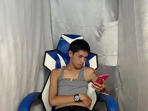 riks_tyler webkamerás műsora