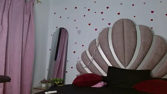 sven_fox723 Show Webcam