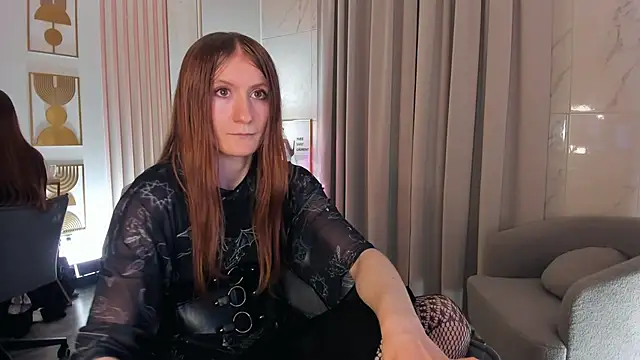 DonnaDaze Adlı Modelin Canlı XXX Sohbeti