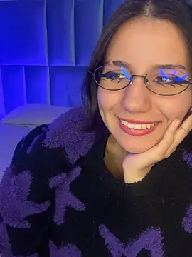 Chat XXX Live HollyPeach