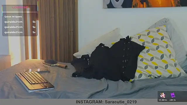 Pertunjukan Kamera Web Sara_cutie_