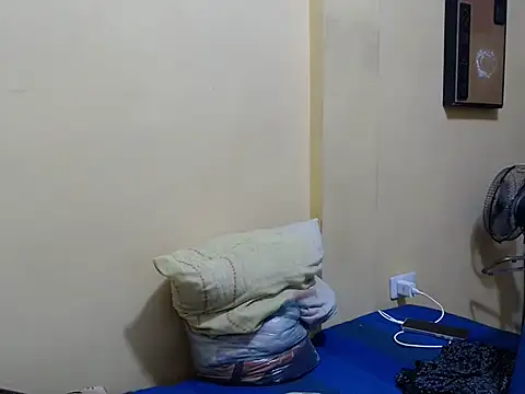 عرض كام kurtbigcock