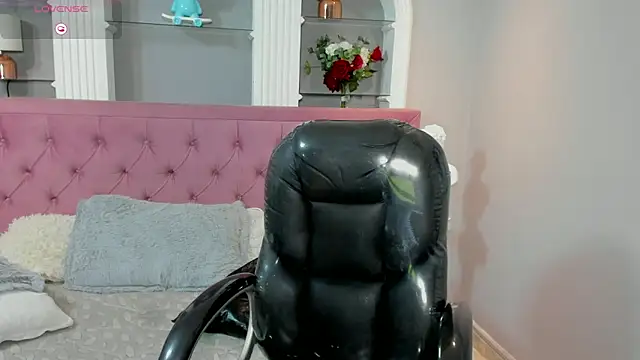 _chelsea_24 Adlı Modelin Canlı XXX Sohbeti