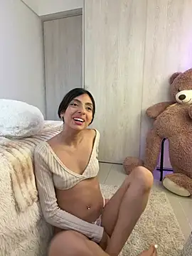 Živý XXX chat ZaraLuuv