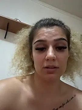 Živý XXX chat CrazyJessika