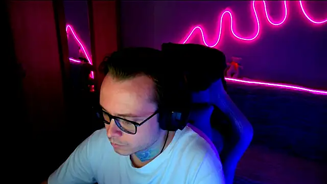 MeLanXolik Show Webcam