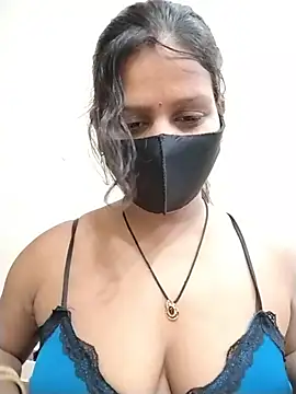 Nakedgirl07 现场XXX聊天