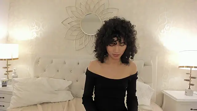 Julietta___ 在線直播表演