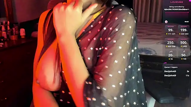 Lusty_Lua Pertunjukan Webcam