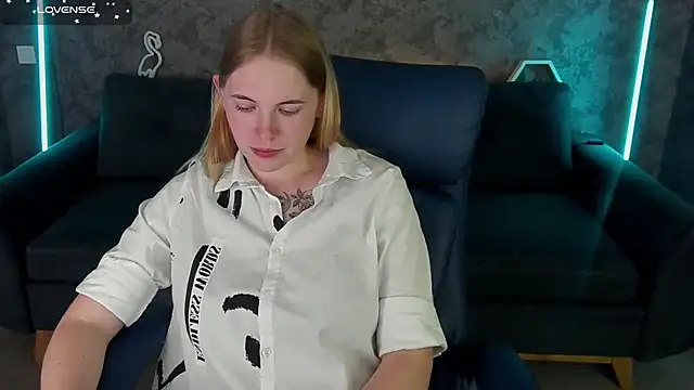 دردشة NikkyReyyy الجنسية المباشرة