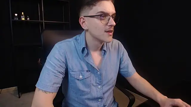 Chatroom XXX en direct de FelixStarkk