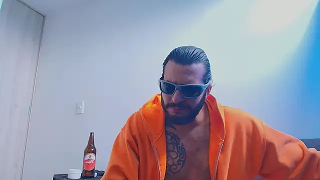 thomas_gun – Naživo XXX chat