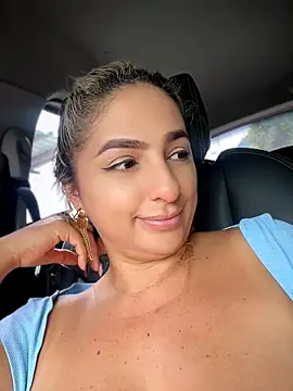 Онлайн чат XXX sammyqueenx21