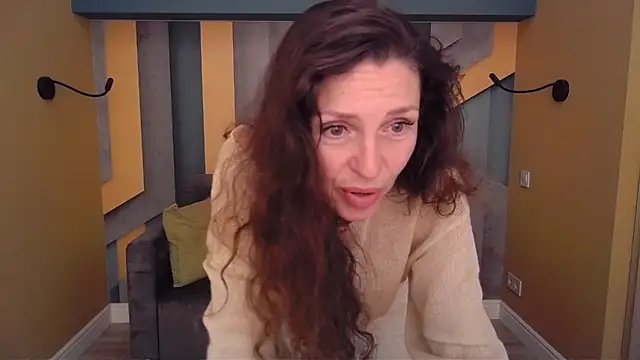 Chatroom XXX en direct de EllaLong