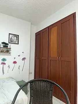 Chat +18 de Kay_LustyWife ao vivo