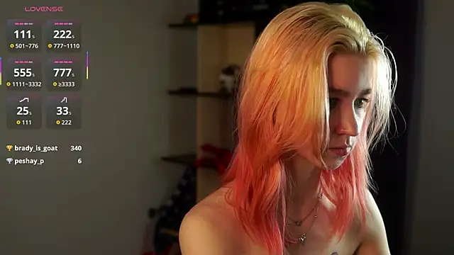 August_female Live XXX-Chat