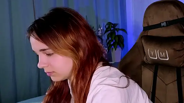 Poison_Mist Adlı Modelin Canlı XXX Sohbeti