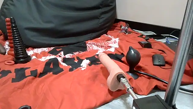denisboyfucktoy – Kamerová šou