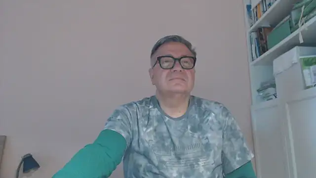 YOU6me Chat XXX live