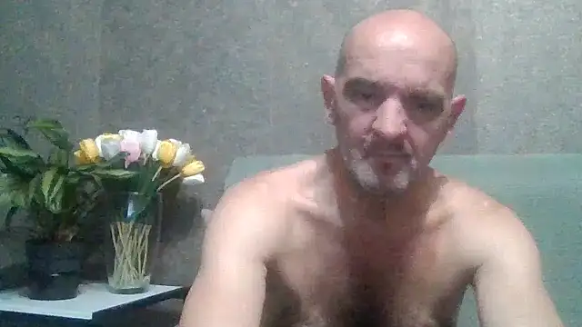 Show modela skorpibg65 na web-kameri