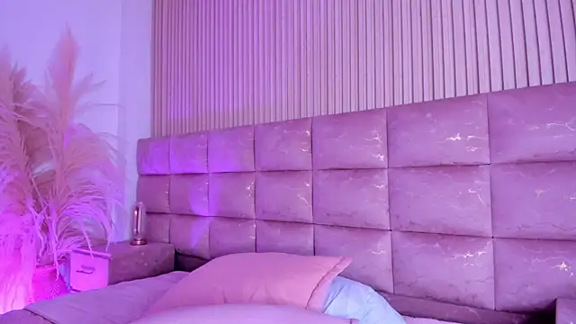 HannaRhodes 라이브 XXX 채팅