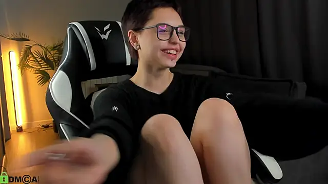 Chat XXX en directo de Emmy-Brooks