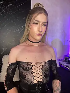 Alana_Stone Adlı Modelin Web Kamerası Şovu