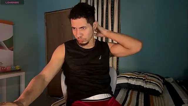 Im_steven লাইভ XXX চ্যাট