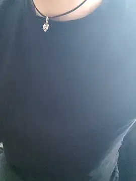 Živý XXX chat Aashikalaa