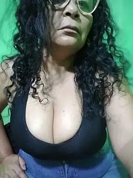 Amarantha25 现场XXX聊天
