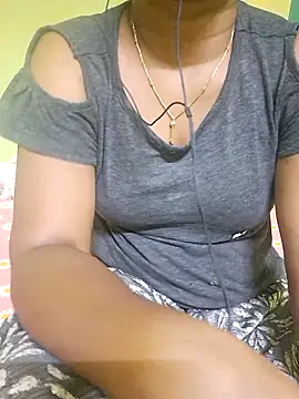 tamil_kanaka Live XXX-Chat