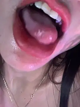 __W_indyyy__'s Live XXX Chat