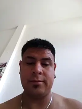 Show modela Jose_1997chota na web-kameri