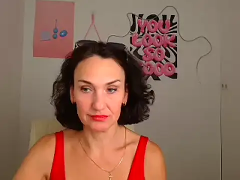 Chatroom XXX en direct de Rosie_Rosee