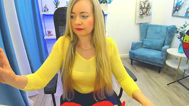 CharlotteKerti's Live XXX Chat