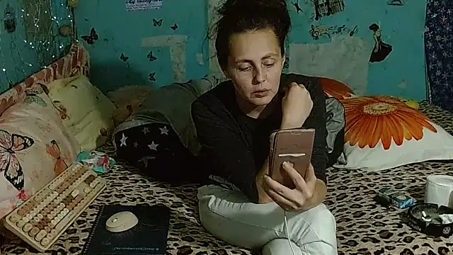 brighteyes77's Live XXX Chat