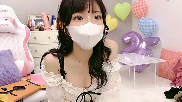 -minami-'s Live XXX Chat