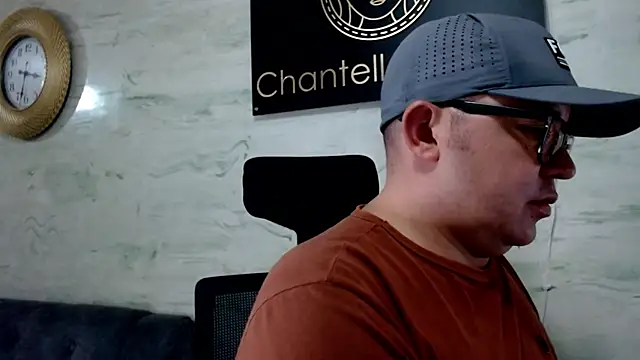 XXX chat uživo modela maximo_daddy