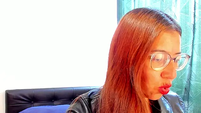 Chatroom XXX en direct de Antonnella_3
