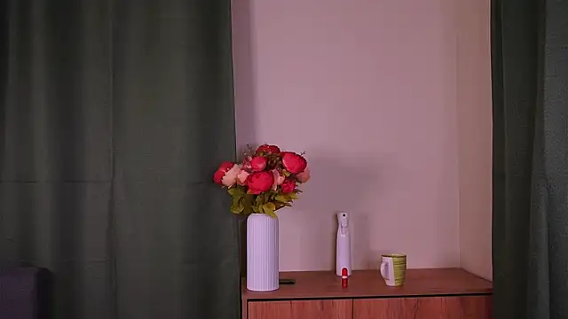 MablePetrucco Adlı Modelin Canlı XXX Sohbeti