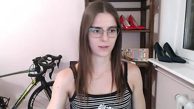 love_megi: απευθείας συνομιλία ΧΧΧ